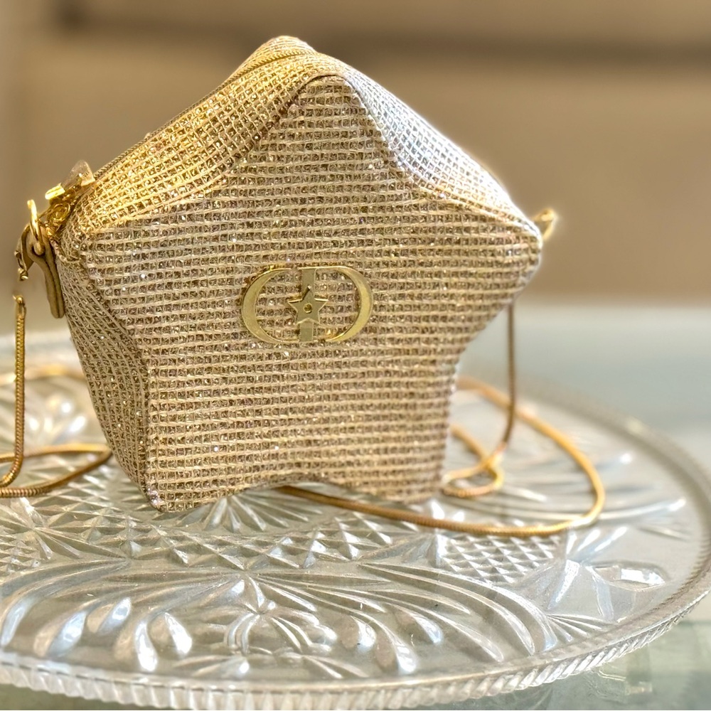 Original & Authentic!DIOR Star-Shaped Trousseau Cosmetic Bag w goldChain Strap - Picture 16 of 16